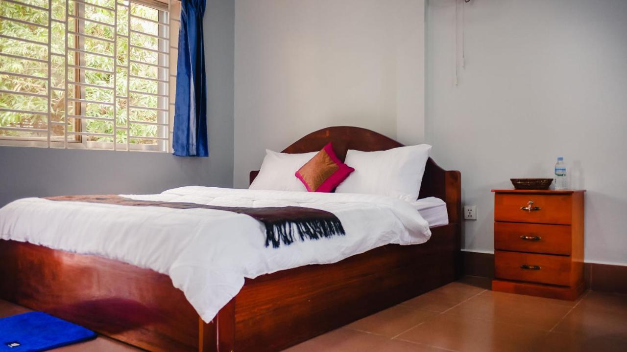 Lea'S Guesthouse And Restaurant Kampot Eksteriør billede