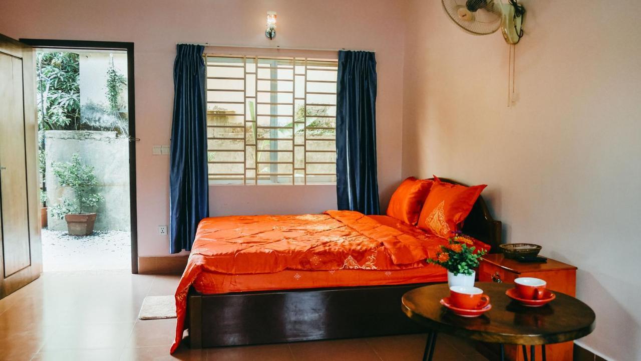 Lea'S Guesthouse And Restaurant Kampot Eksteriør billede