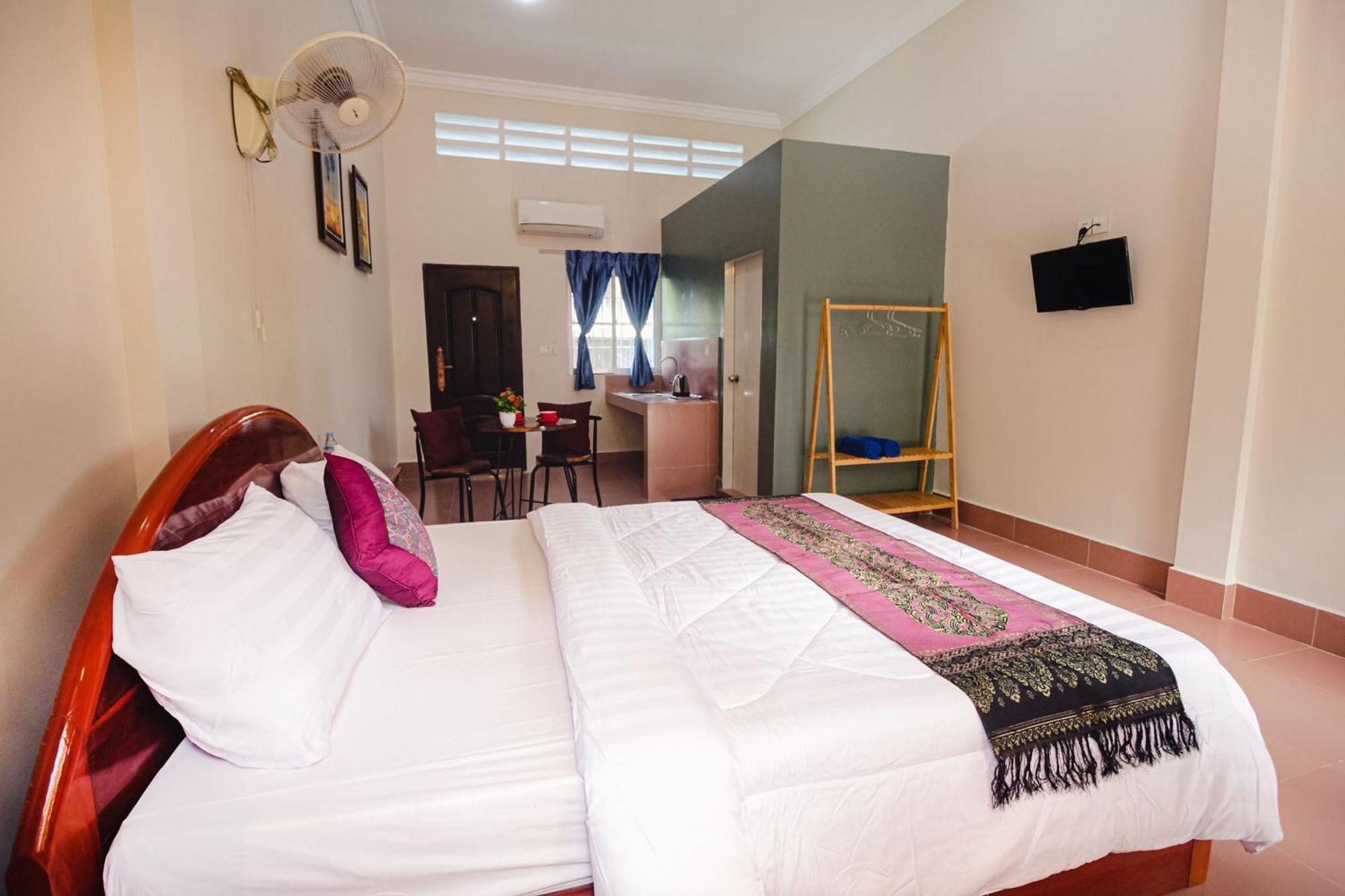 Lea'S Guesthouse And Restaurant Kampot Eksteriør billede