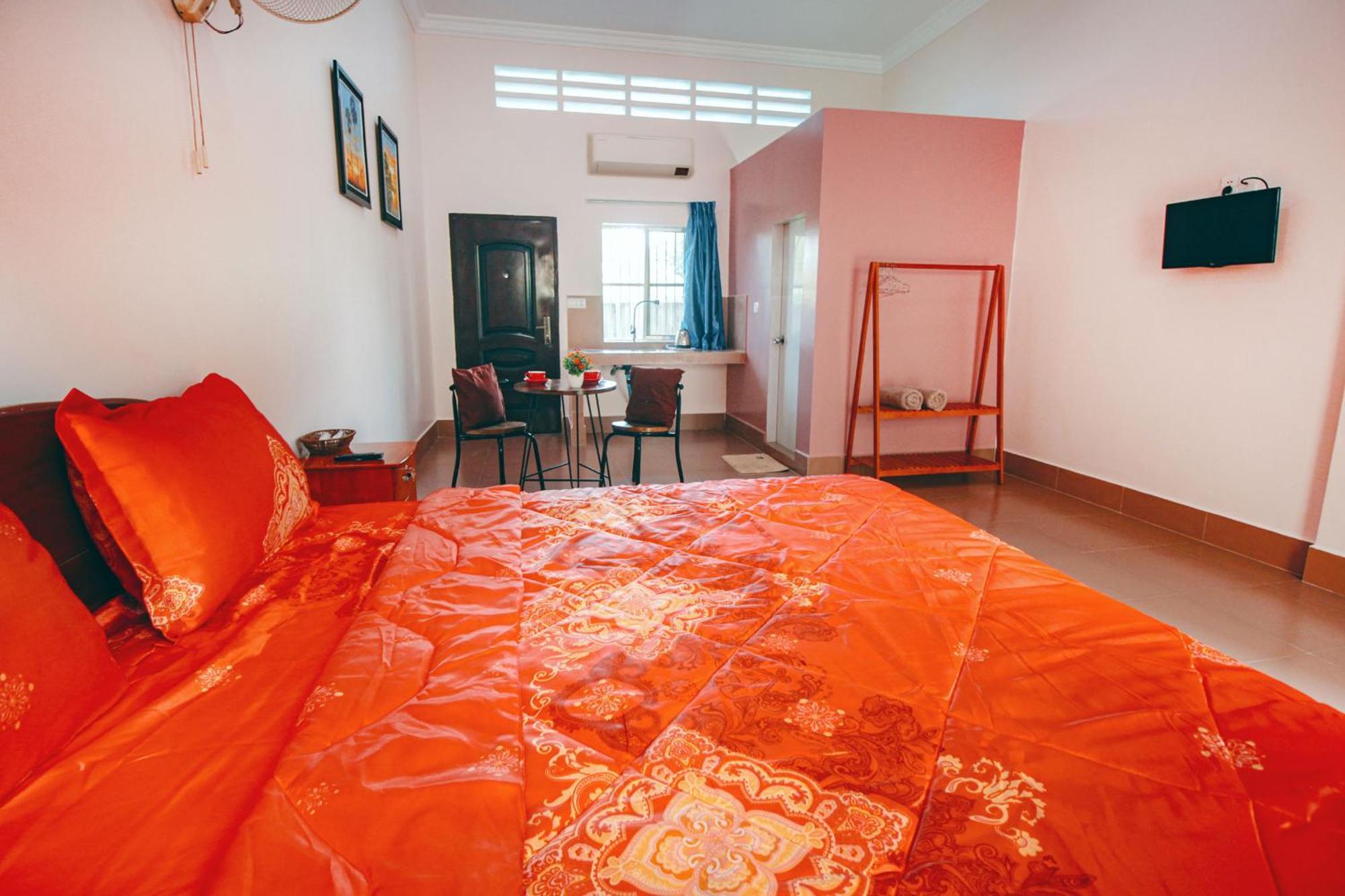 Lea'S Guesthouse And Restaurant Kampot Eksteriør billede